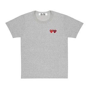 Cdg Play Basic T Playera Two Emblems Gris Trend